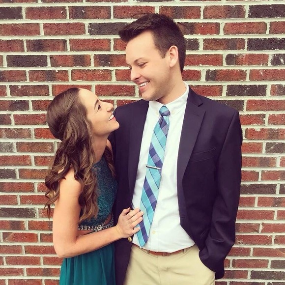 Meet your Posher, Rachael - Picture 1 of 1